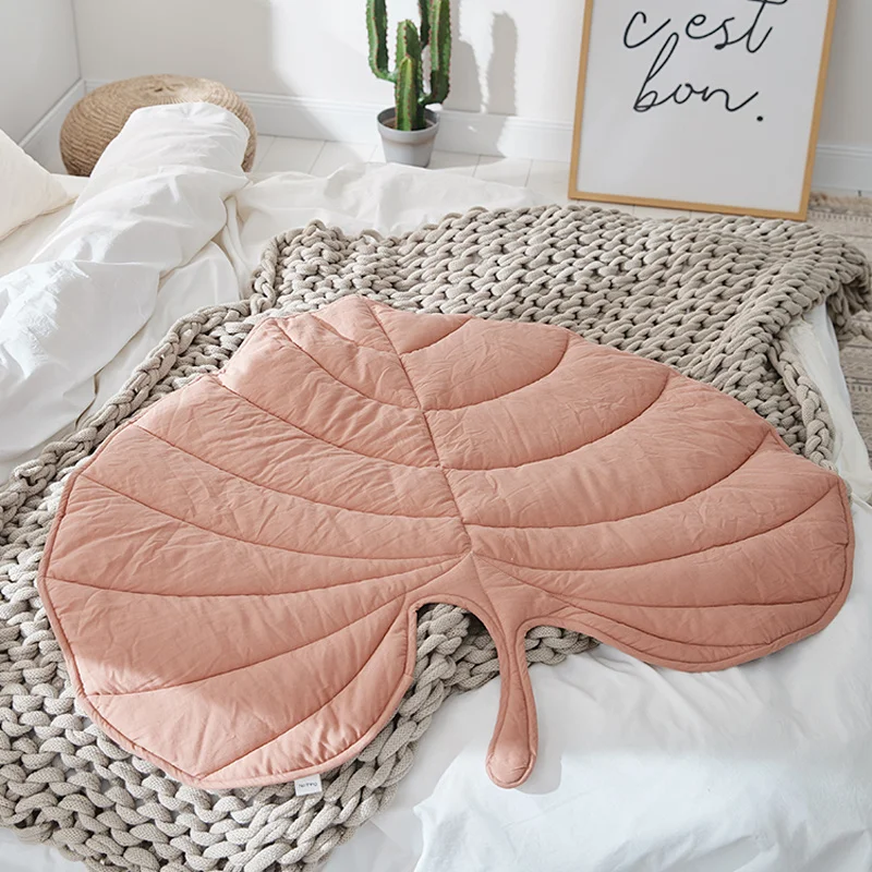Nordic Leaf Soft Mat Cotton Floor Mat Baby Kids Bedroom Nursery Decor Carpet Plush toys Living Room Home New Year Decoration
Nordic Leaf Soft Mat Cotton Floor Mat Baby Kids Bedroom Nursery Decor Carpet Plush toys Living Room Home New Year Decoration