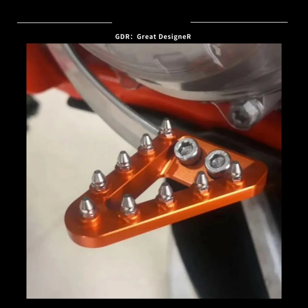 Rear Brake Lever & Pedal Head for KTM, Husqvarna, Hengjian, Koves & Zuma Off-road Motorcycles
Rear Brake Lever & Pedal Head for KTM, Husqvarna, Hengjian, Koves & Zuma Off-road Motorcycles