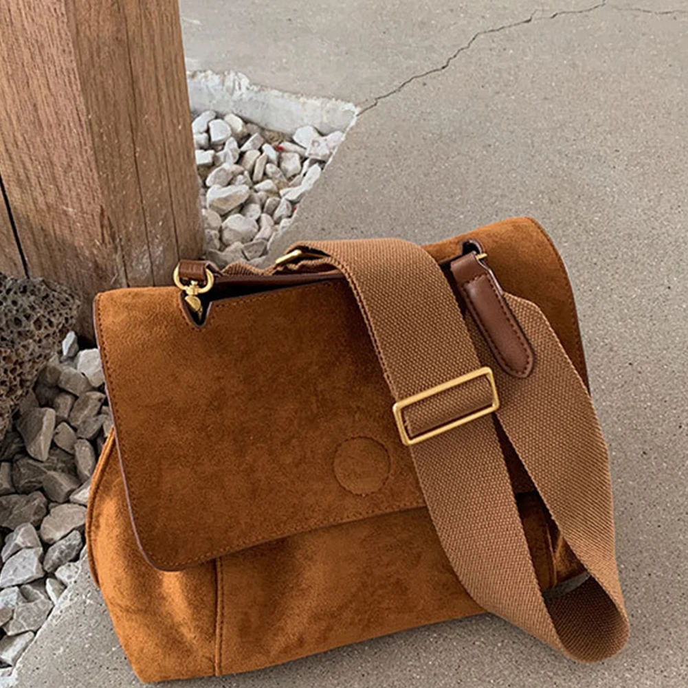 Women Vintage Crossbody Bag Large Capacity Simple Satchel Bag Solid Color Daily Shoulder Purse Ladies Commute Bag
Women Vintage Crossbody Bag Large Capacity Simple Satchel Bag Solid Color Daily Shoulder Purse Ladies Commute Bag