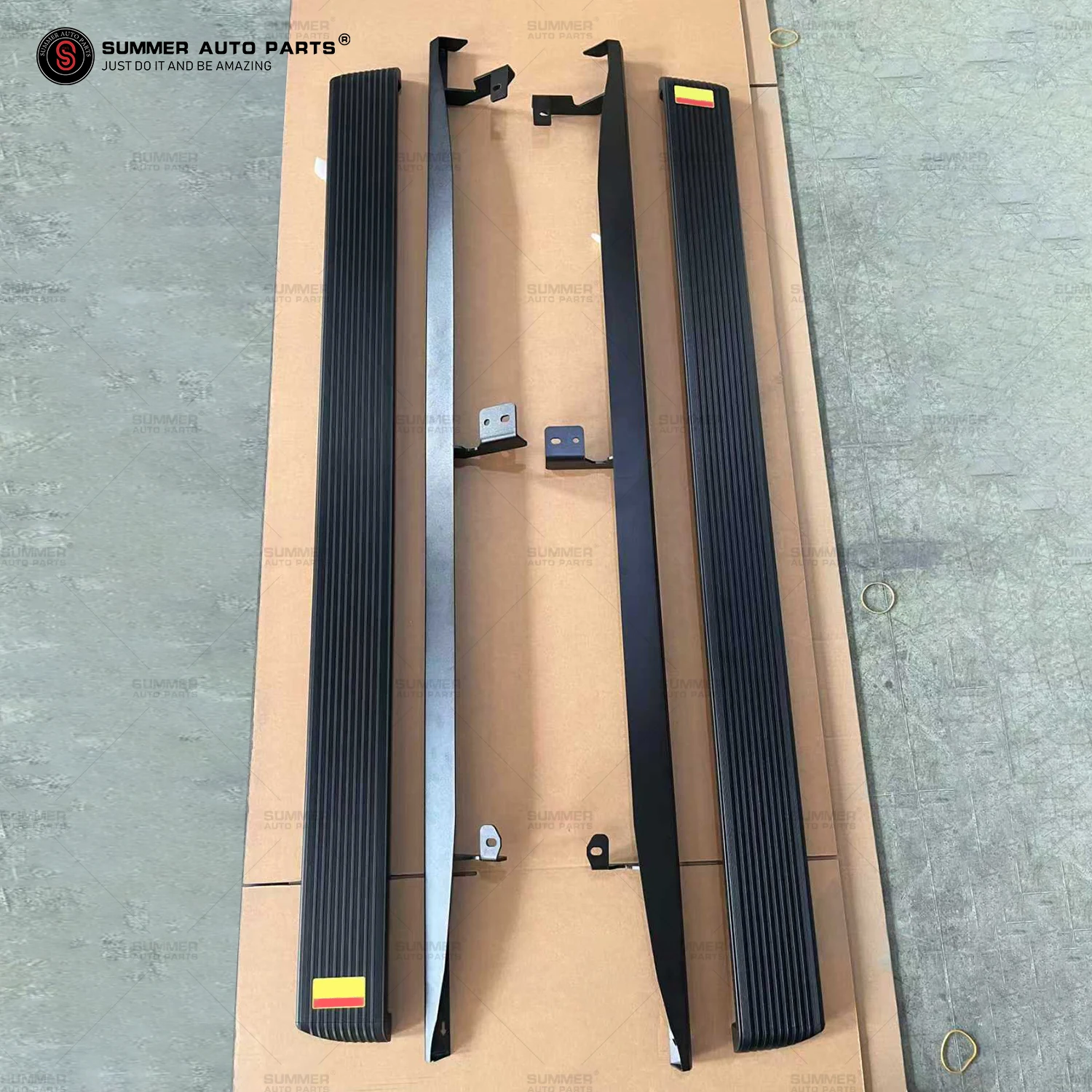 Новые автоматические выдвижные электрические пороги из алюминия с боковыми накладками для Lexus GX550 (аксессуары)
Новые автоматические выдвижные электрические пороги из алюминия с боковыми накладками для Lexus GX550 (аксессуары)