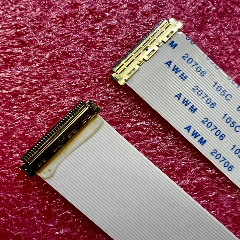 EDP screen cable 0.5MM pitch 30Pin Same-directional/Reverse single head LCD screen extension cable
EDP screen cable 0.5MM pitch 30Pin Same-directional/Reverse single head LCD screen extension cable