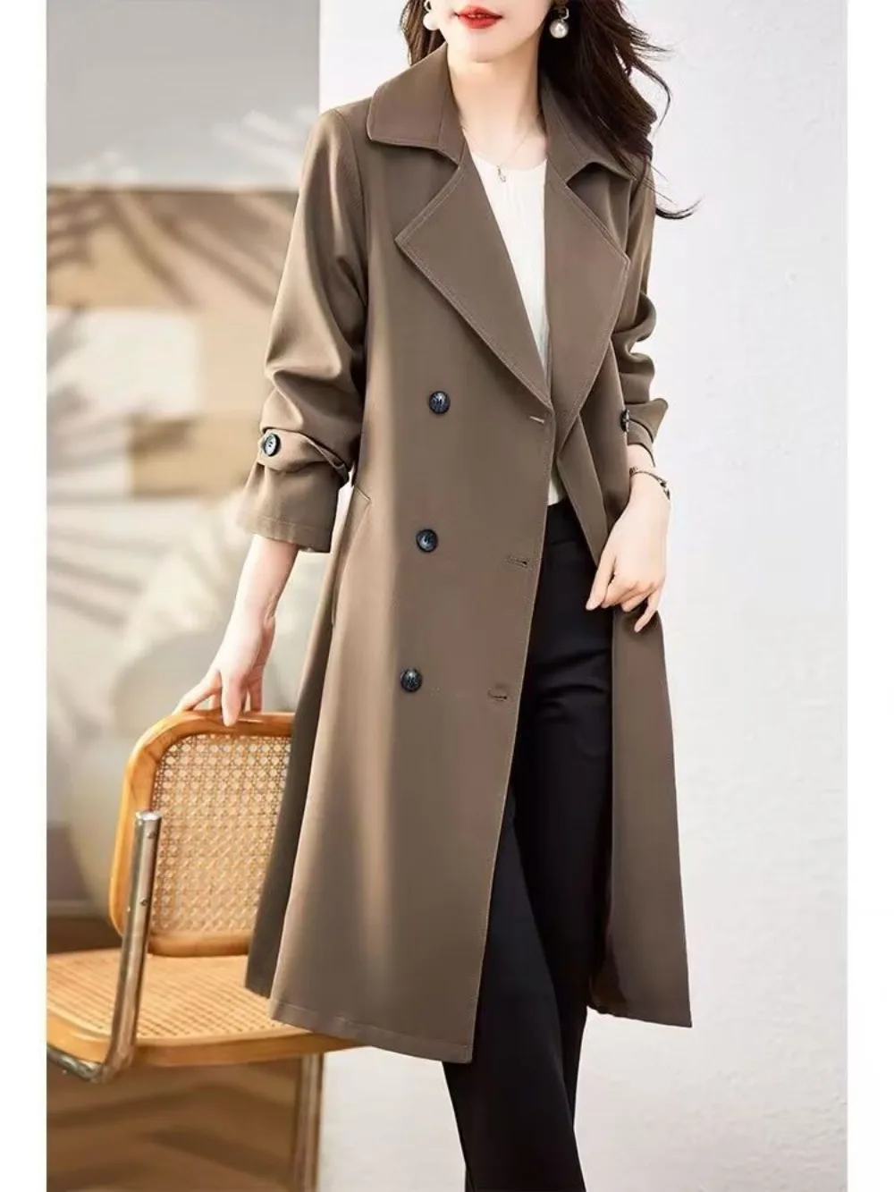 Lining High-End Jacket Belt Trench Coat Women's Long 2026 Spring And Autumn New Fashion Suit Collar Coat Tide Khaki Windbreaker
Lining High-End Jacket Belt Trench Coat Women's Long 2026 Spring And Autumn New Fashion Suit Collar Coat Tide Khaki Windbreaker