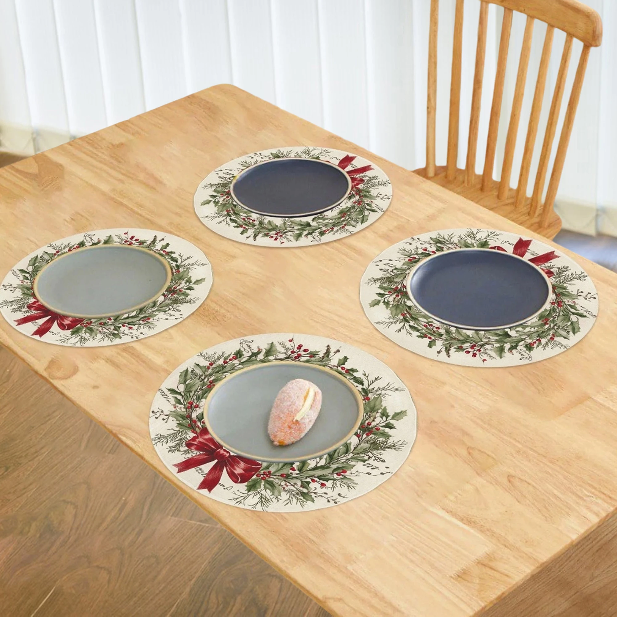 Festive Holiday Placemat Holly Berry Design Table Mat with Heat-resistant and Non-slip Features for Home Dining Decor
Festive Holiday Placemat Holly Berry Design Table Mat with Heat-resistant and Non-slip Features for Home Dining Decor
