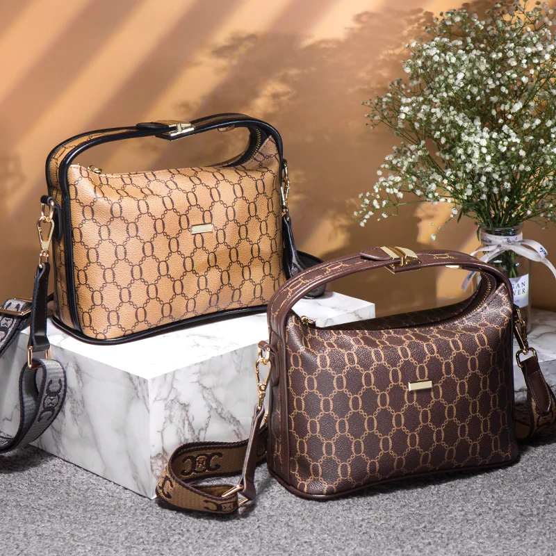 New autumn and winter series large capacity women's hand-held bag fashion trend printing bolsas
New autumn and winter series large capacity women's hand-held bag fashion trend printing bolsas
