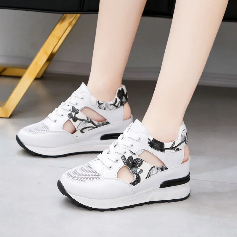 Foreign Trade Shoes Summer New Breathable Fashion Platform Heel Sandals Women's Leisure Student Sneaker Lace-up Sandals
Foreign Trade Shoes Summer New Breathable Fashion Platform Heel Sandals Women's Leisure Student Sneaker Lace-up Sandals