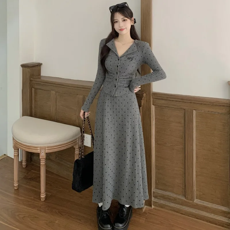 Sweet Hot Girl Suit Women's Spring and Autumn Slim Grey Polka Dot Top High-waisted A-line Skirt Two-piece Set Female Clothes
Sweet Hot Girl Suit Women's Spring and Autumn Slim Grey Polka Dot Top High-waisted A-line Skirt Two-piece Set Female Clothes