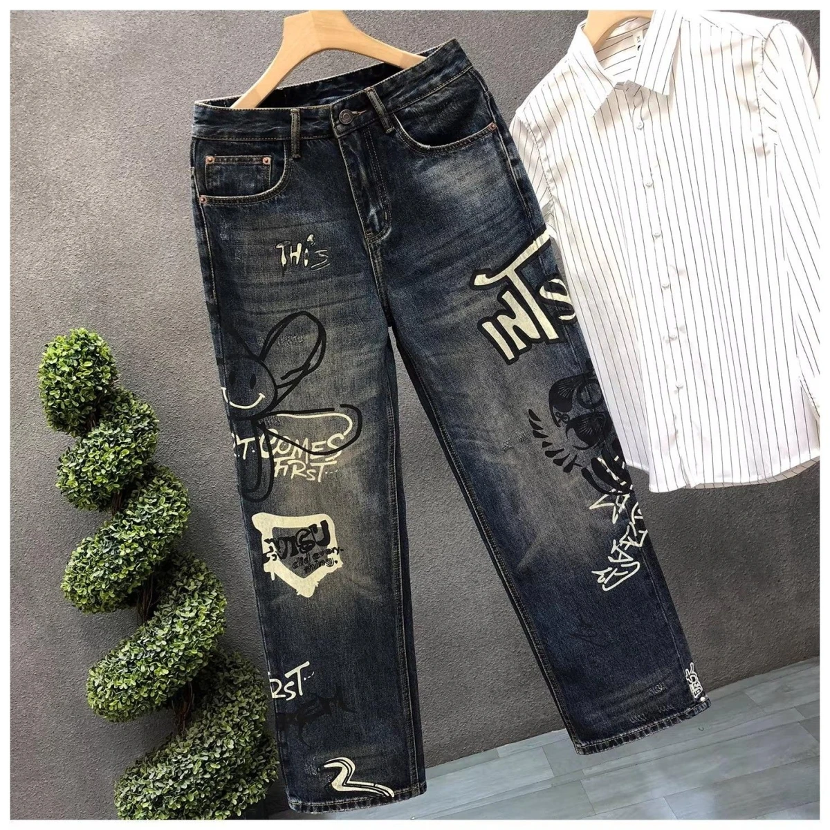 Loose Wide Leg Men's Jeans fiti Dyeing Winter Street Sle High Waist Straight Cut Casual Wear Multi-Season ex Denim
Loose Wide Leg Men's Jeans fiti Dyeing Winter Street Sle High Waist Straight Cut Casual Wear Multi-Season ex Denim