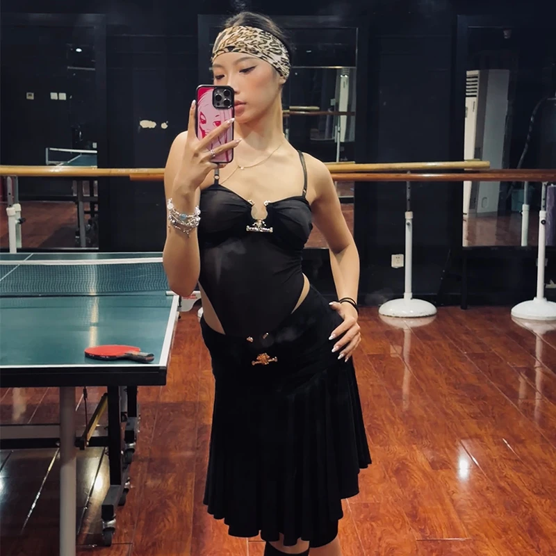 Latin Dance Costume Women Performance Wear Black Bodysuit Tops Skirt Rmba Tango Dance Competition Clothing Club Dress DNV26834
Latin Dance Costume Women Performance Wear Black Bodysuit Tops Skirt Rmba Tango Dance Competition Clothing Club Dress DNV26834