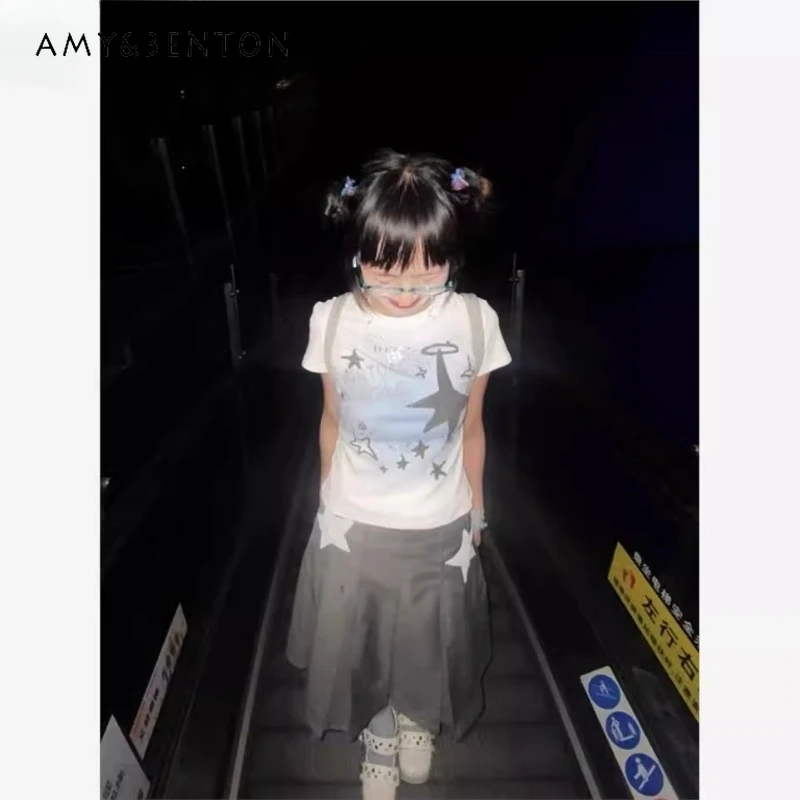 2025 Summer American Retro Subculture Y2k Hand-painted Stars Yabi Style Inner Top Niche White T-shirt Short-sleeved For Women
2025 Summer American Retro Subculture Y2k Hand-painted Stars Yabi Style Inner Top Niche White T-shirt Short-sleeved For Women