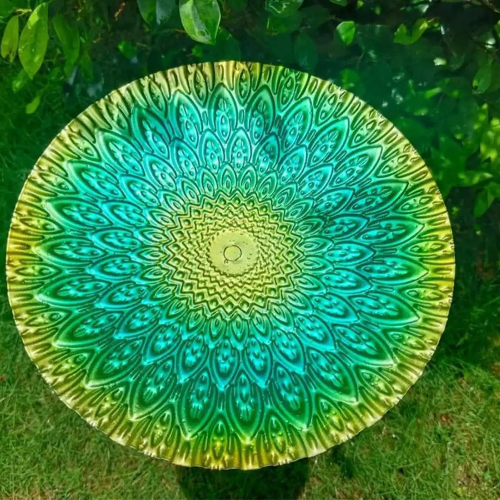 Bird Bath Bowl Metal Water Feeder Garden Decor Bird Water Bowl For Hummingbird Parrot Sparrow Parakeet Budgies Yard Balcony Lawn
Bird Bath Bowl Metal Water Feeder Garden Decor Bird Water Bowl For Hummingbird Parrot Sparrow Parakeet Budgies Yard Balcony Lawn