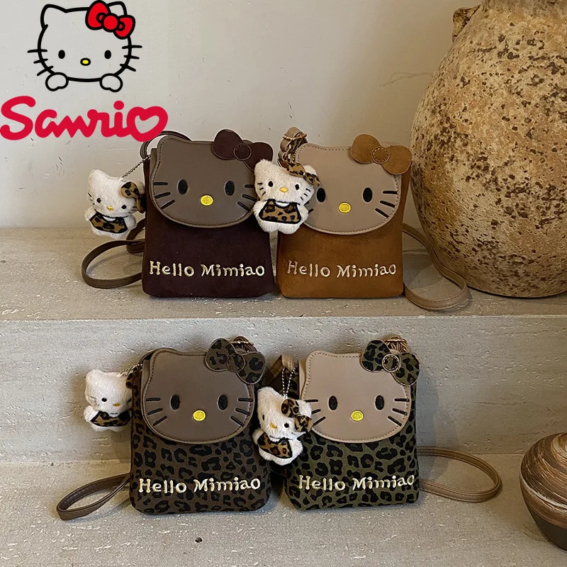 Hello Kitty 2026 New Women's Small Bag Fashion High Quality Girls Mobile Phone Storage Bag Cartoon Versatile Girls Coin Purse
Hello Kitty 2026 New Women's Small Bag Fashion High Quality Girls Mobile Phone Storage Bag Cartoon Versatile Girls Coin Purse