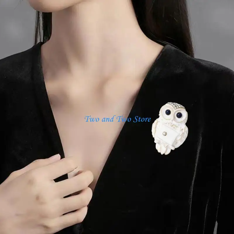 HX6F Enamel Mail Owl Pin Jewelry Zinc Alloy Corsage Lightweight Design Chest Pin Brooch For Outfits Gifting White Black
HX6F Enamel Mail Owl Pin Jewelry Zinc Alloy Corsage Lightweight Design Chest Pin Brooch For Outfits Gifting White Black