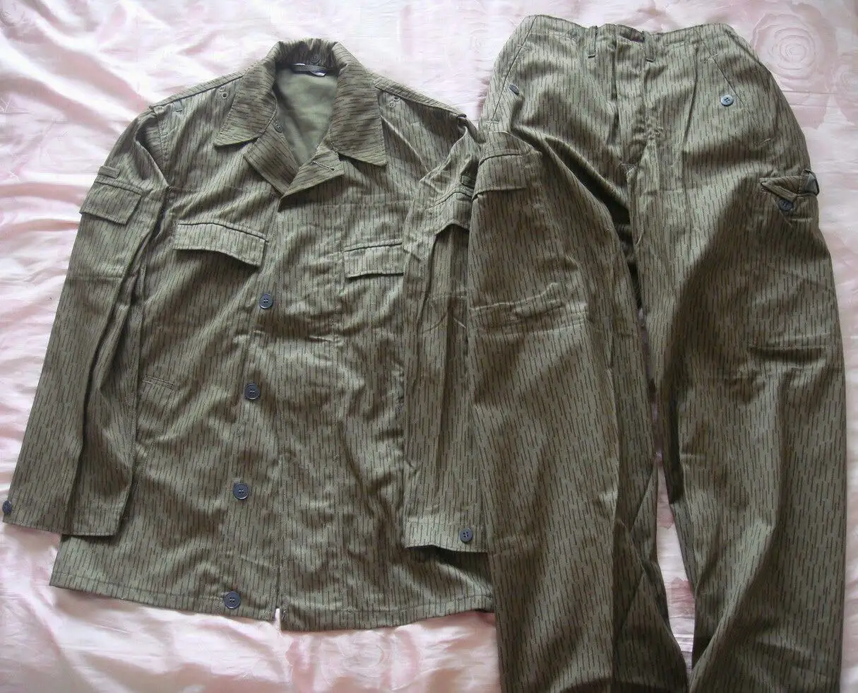 East Germany/Democratic Germany German Raindrop Camouflage Set (Top+Pants)
East Germany/Democratic Germany German Raindrop Camouflage Set (Top+Pants)