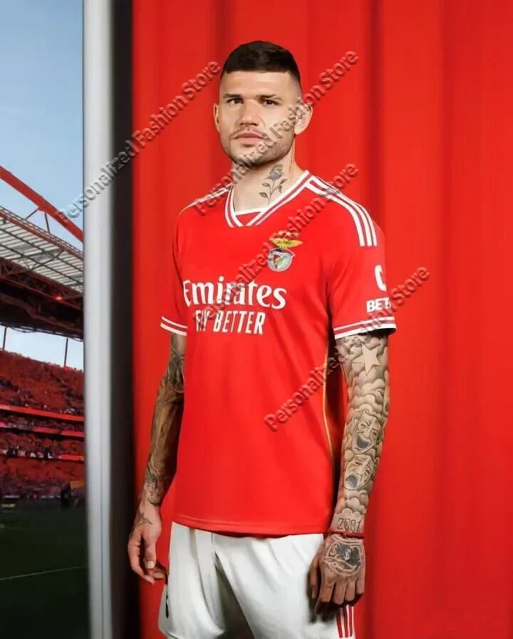 Новейший футбольный трикотаж Benfica на 202, 3D-печать, дышащий и удобный, для занятий спортом на открытом воздухе, с короткими рукавами
Новейший футбольный трикотаж Benfica на 202, 3D-печать, дышащий и удобный, для занятий спортом на открытом воздухе, с короткими рукавами