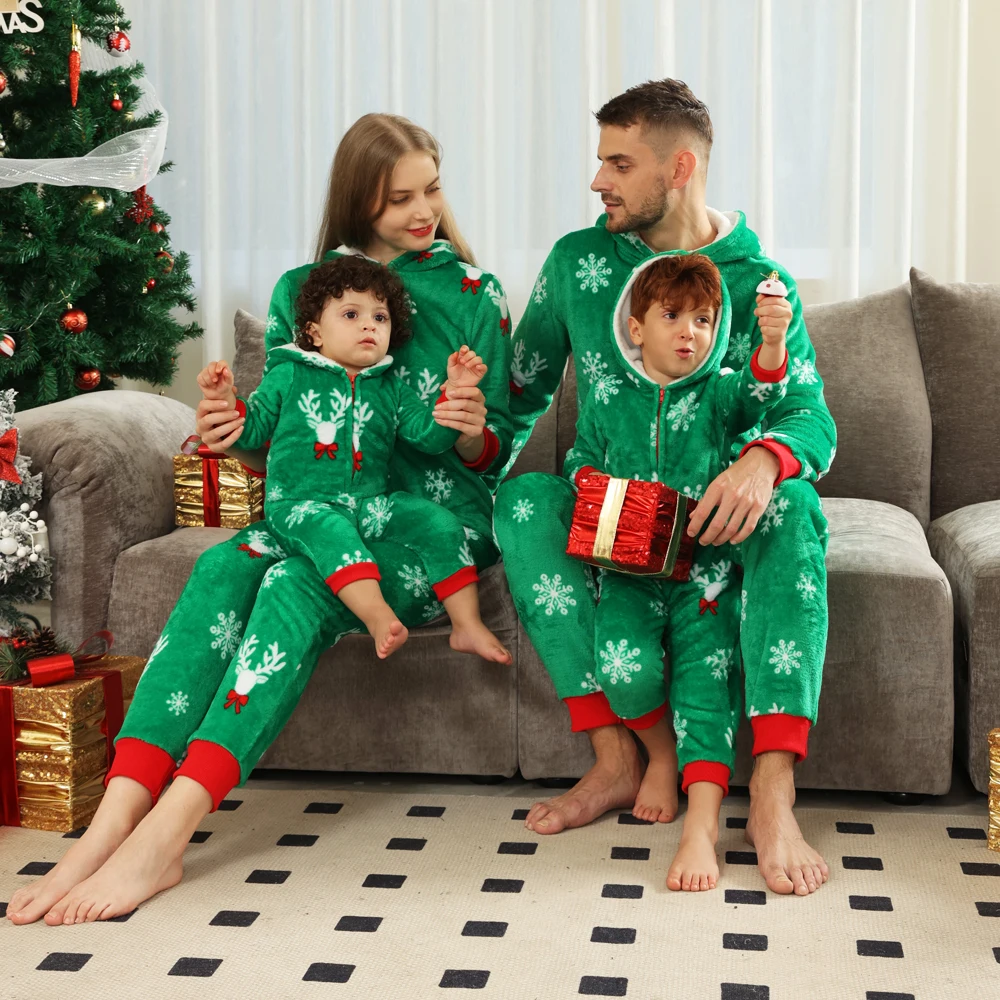 New Christmas Family Matching Christmas Pajamas Hoodie Women Men Kids Pajamas Zipper Family Family Christmas Flannel Pajamas Set
New Christmas Family Matching Christmas Pajamas Hoodie Women Men Kids Pajamas Zipper Family Family Christmas Flannel Pajamas Set