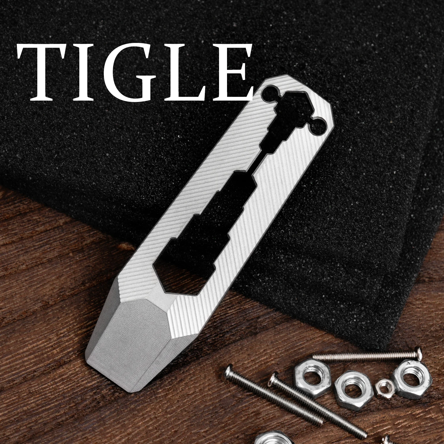 Titanium Alloy Small Scale Multifunctional Adjustable Wrench Portable Outdoor EDC Tools Unpacking
Titanium Alloy Small Scale Multifunctional Adjustable Wrench Portable Outdoor EDC Tools Unpacking