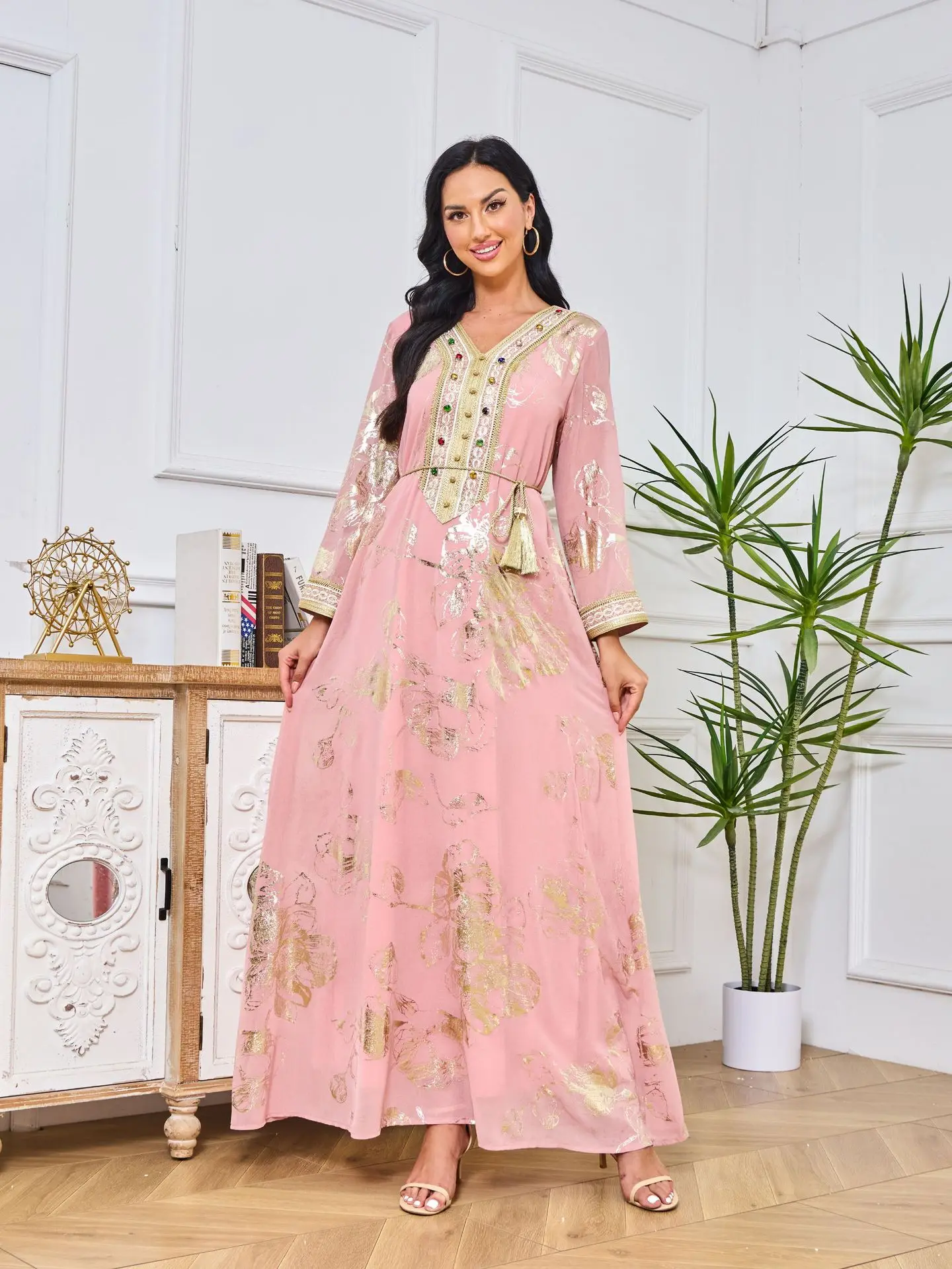 SWEMILE Shift V-Neck Dubai Long Dresses Evening Dress Formal Dresses Long Sleeves Embroidery Birthday Wedding Party Dres
SWEMILE Shift V-Neck Dubai Long Dresses Evening Dress Formal Dresses Long Sleeves Embroidery Birthday Wedding Party Dres