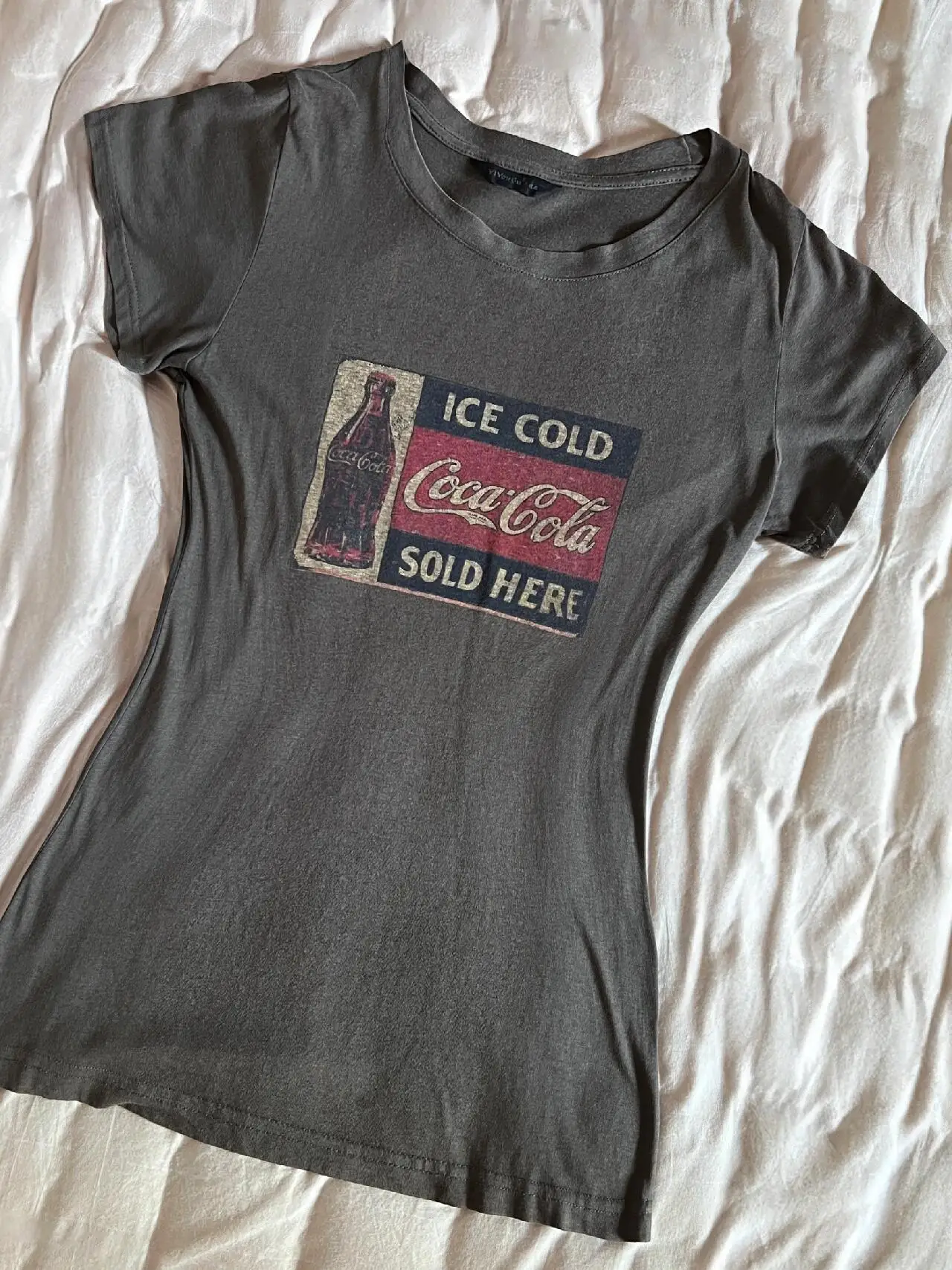 BaoYao Girl American Retro ort Sve T-irt Cola Bottle Personali Print Design oulder Top Summer Women's Faion
BaoYao Girl American Retro ort Sve T-irt Cola Bottle Personali Print Design oulder Top Summer Women's Faion