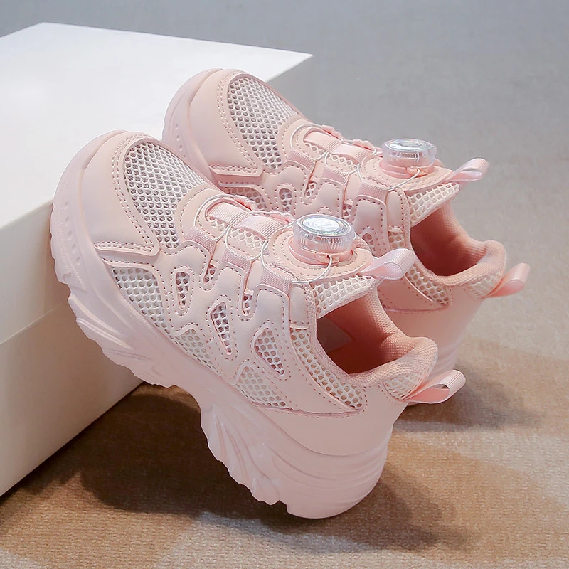 Shock-absorbing Kids Play Shoes Summer Breathable Mesh Anti-slip Anti-wear Running Footwear for Summer Outdoor Fun
Shock-absorbing Kids Play Shoes Summer Breathable Mesh Anti-slip Anti-wear Running Footwear for Summer Outdoor Fun
