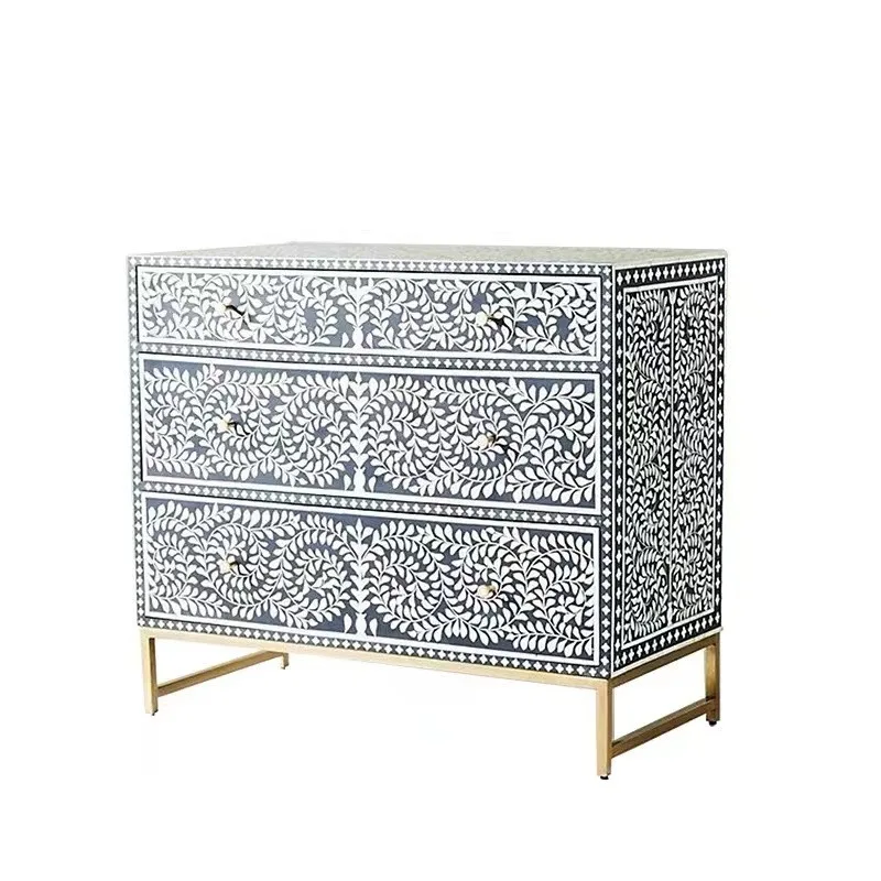 American solid wood hand-painted side cabinets, retro old lockers, French light luxury
American solid wood hand-painted side cabinets, retro old lockers, French light luxury