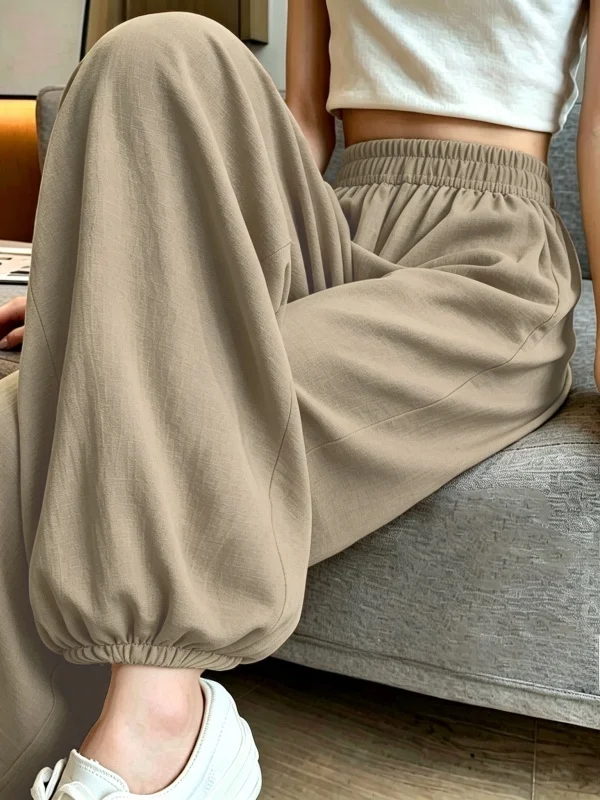 Ice Silk Lantern Pants Women's Summer Thin Drapey Harlan Casual Small Size Trousers Student Sweatpants Trendy High Waist Elas...
Ice Silk Lantern Pants Women's Summer Thin Drapey Harlan Casual Small Size Trousers Student Sweatpants Trendy High Waist Elas...