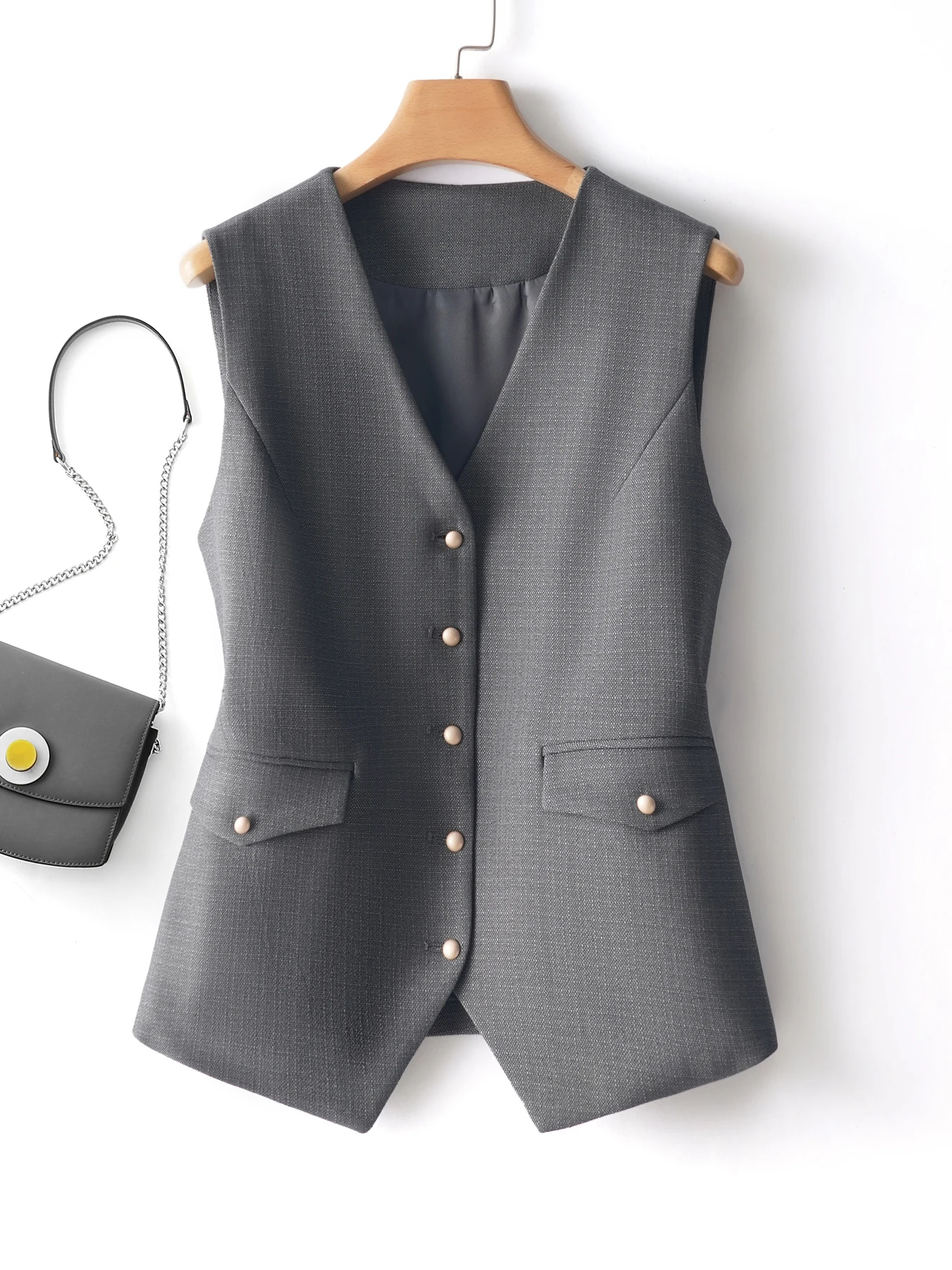 Single breasted Slim thin short waistcoat female spring and autumn fashion workplace temperament V-neck Top outwear
Single breasted Slim thin short waistcoat female spring and autumn fashion workplace temperament V-neck Top outwear