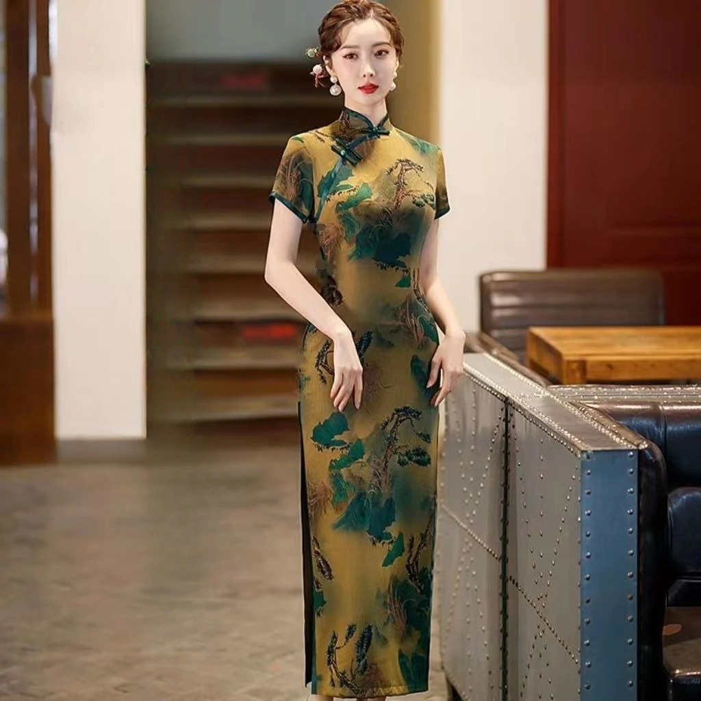 Chinese Middle-aged Cheongsam, 2025 Luxury Madam Dress, Elegant Long Qipao for Mothers China Dress Large Size
Chinese Middle-aged Cheongsam, 2025 Luxury Madam Dress, Elegant Long Qipao for Mothers China Dress Large Size
