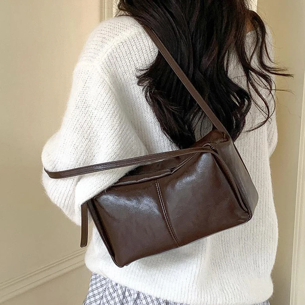 Luxury Designer Shoulder Bags for Women Soft PU Leather Boston Bag NEW Brands Handbags and Purses Ladies Quilted Shopper Tote
Luxury Designer Shoulder Bags for Women Soft PU Leather Boston Bag NEW Brands Handbags and Purses Ladies Quilted Shopper Tote