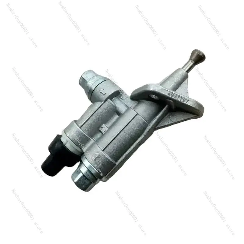 Fuel Transfer Pump 4937767 1106N1-010 for Cummins Engine B3.9L 8V 4B 4BT B5.9L 6B 6BT
Fuel Transfer Pump 4937767 1106N1-010 for Cummins Engine B3.9L 8V 4B 4BT B5.9L 6B 6BT