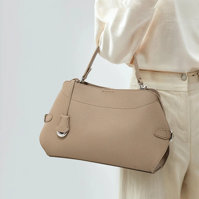 Aidani Genuine Leather Women's Shoulder Bag, New 2026 Design, Premium Feel, Large Capacity, Top Grain Leather Women's Handbag
Aidani Genuine Leather Women's Shoulder Bag, New 2026 Design, Premium Feel, Large Capacity, Top Grain Leather Women's Handbag