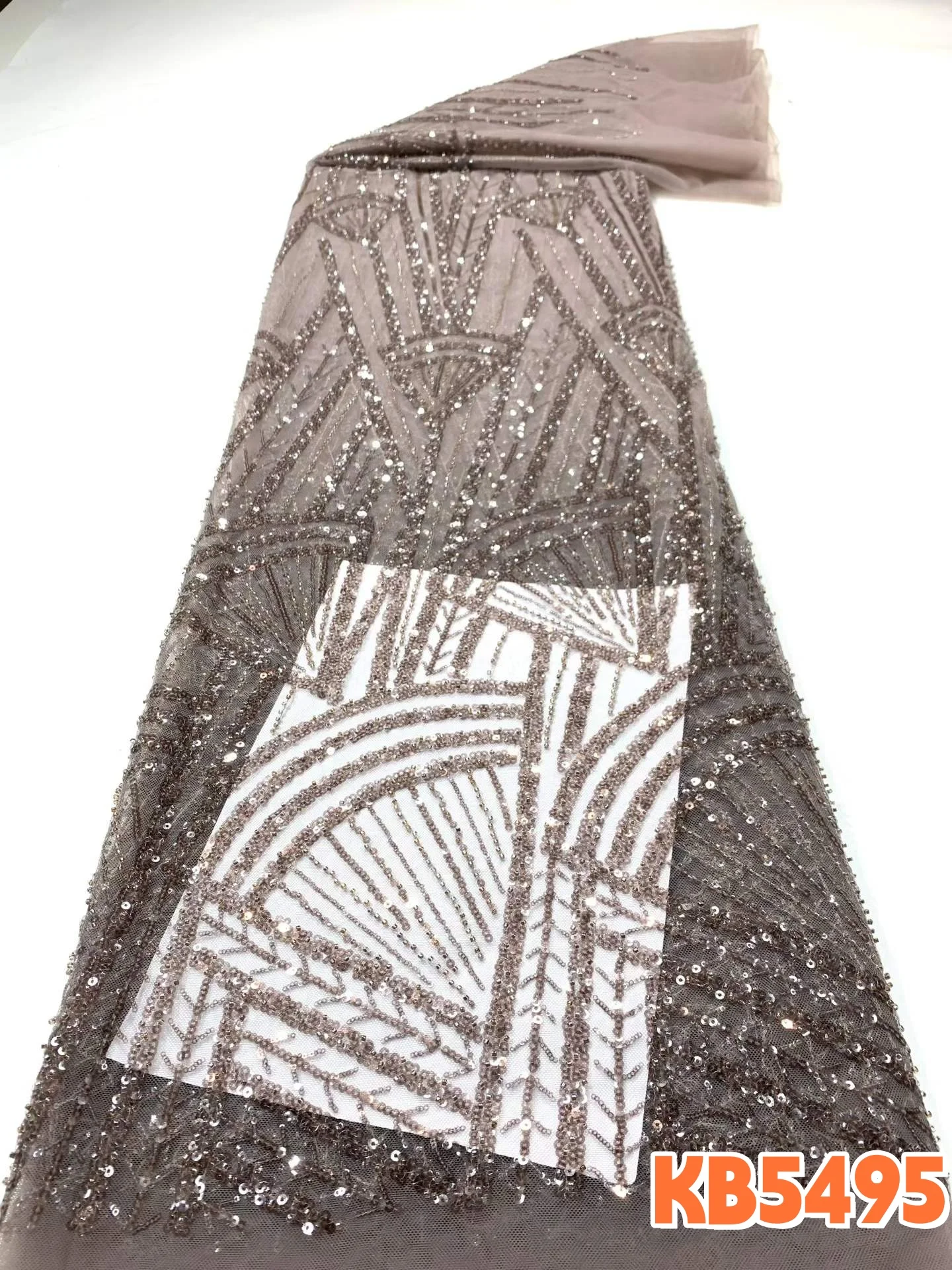 Nigerian Lace Fabric 5 Yards High Quality 2026 Red French Mesh With Sequence Bridal Lace Fabric for Wedding Party Dress KB5495
Nigerian Lace Fabric 5 Yards High Quality 2026 Red French Mesh With Sequence Bridal Lace Fabric for Wedding Party Dress KB5495