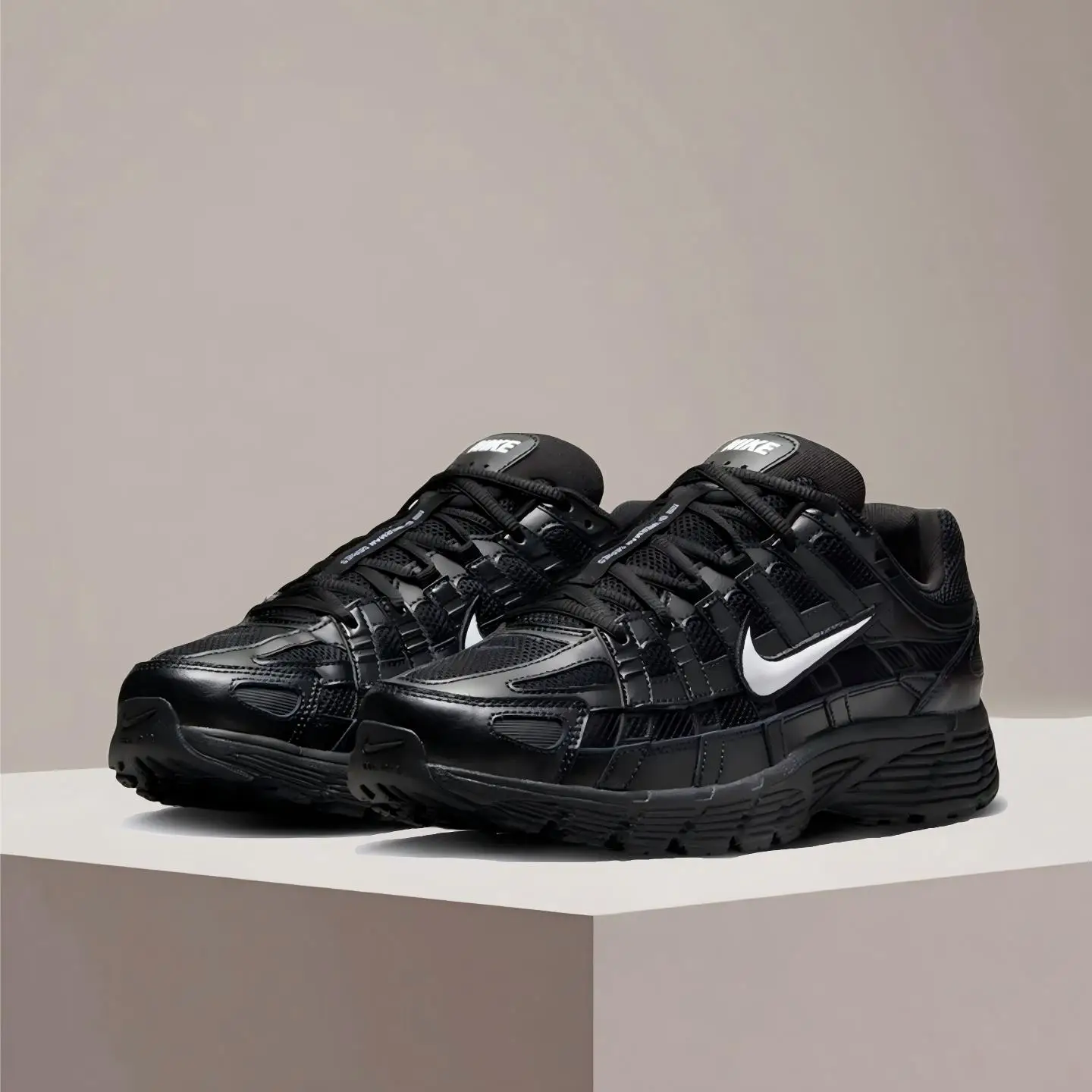 Высокопроизводительные кроссовки Nike P-6000 CNPT. Усовершенствованный дизайн с амортизацией и стабильностью, подходит для мужчин и женщин HF1052-010.
Высокопроизводительные кроссовки Nike P-6000 CNPT. Усовершенствованный дизайн с амортизацией и стабильностью, подходит для мужчин и женщин HF1052-010.