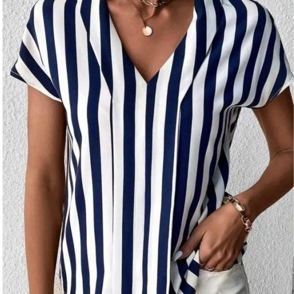 Women's Striped Printed Collar irt Lightweight Regular Sve ort Sve Faionable Winter Season Non-deformable Fabric
Women's Striped Printed Collar irt Lightweight Regular Sve ort Sve Faionable Winter Season Non-deformable Fabric