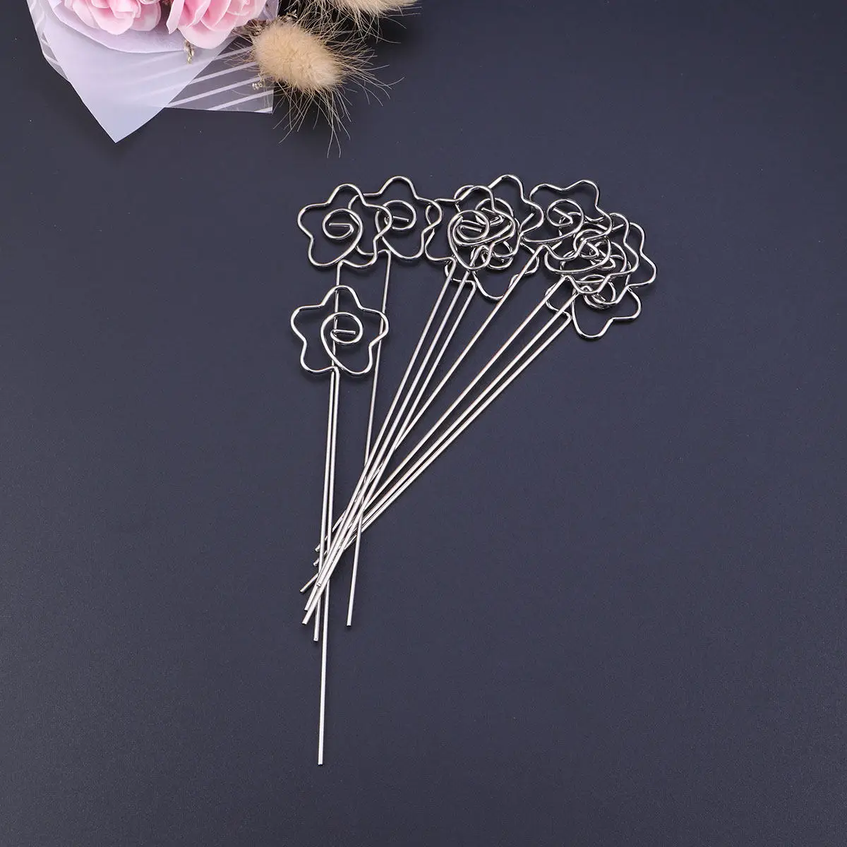 50Pcs Metal Photo Clip Holder Flower Style Strong Memo Clip for Pictures Paper Notes Name Cards Wedding Party Home Office Silver
50Pcs Metal Photo Clip Holder Flower Style Strong Memo Clip for Pictures Paper Notes Name Cards Wedding Party Home Office Silver