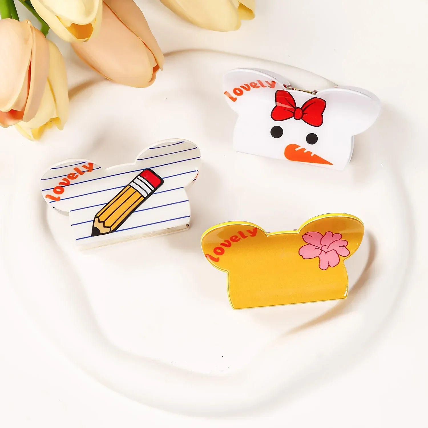 BYL New Creative Cartoon Mouse Hair Clips Fashion Style Design with Hairbands and Crab Clip for Women's Hair Accessories
BYL New Creative Cartoon Mouse Hair Clips Fashion Style Design with Hairbands and Crab Clip for Women's Hair Accessories