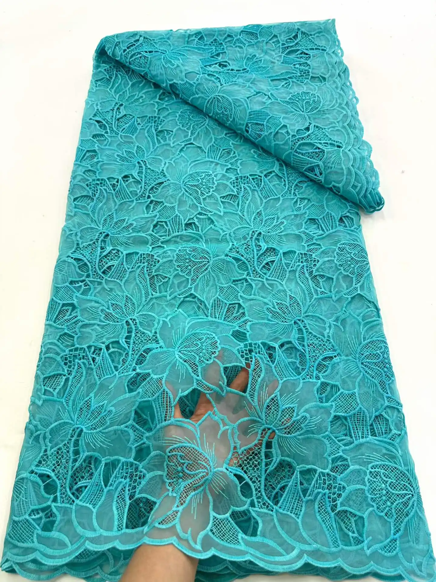 2026 African Nigerian Chiffon Lace Fabric Embroidered Lace High Quality French Guipure Cord Lace Fabric For Bridal Dress Sewing
2026 African Nigerian Chiffon Lace Fabric Embroidered Lace High Quality French Guipure Cord Lace Fabric For Bridal Dress Sewing