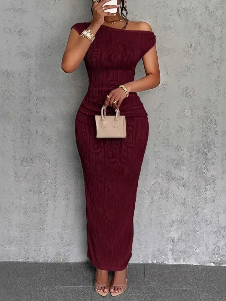 Fashion Water Ripple Slanted Shoulder Dress Women's Elegant And Simple Solid Color A-line Collar Mid-waist Sexy Hip Wrap Skirt
Fashion Water Ripple Slanted Shoulder Dress Women's Elegant And Simple Solid Color A-line Collar Mid-waist Sexy Hip Wrap Skirt