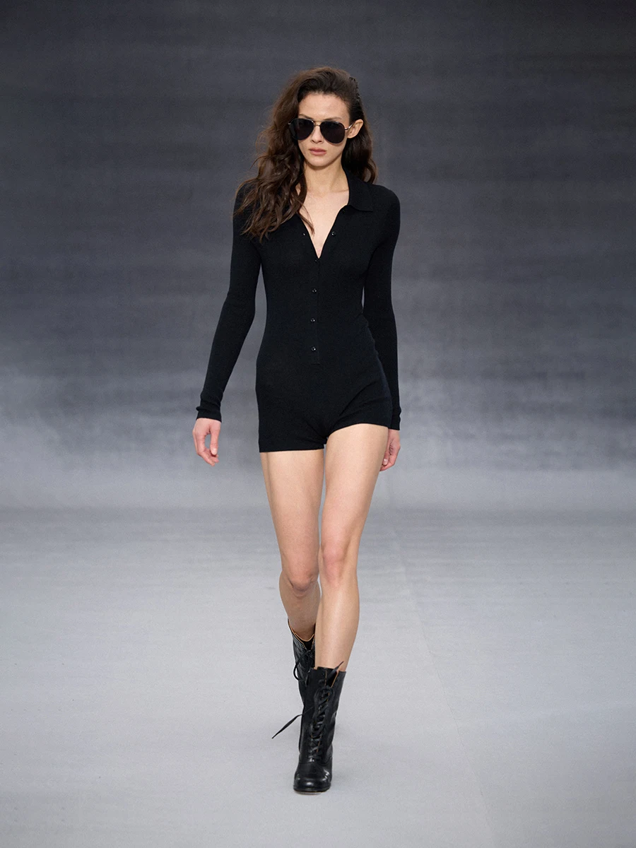 Комбинезон Randpiee Touch Series Slim Fit с воротником Хенли, высокой талией, прямым кроем, коротким рукавом, из полиэфирного волокна, оригинальный дизайн
Комбинезон Randpiee Touch Series Slim Fit с воротником Хенли, высокой талией, прямым кроем, коротким рукавом, из полиэфирного волокна, оригинальный дизайн