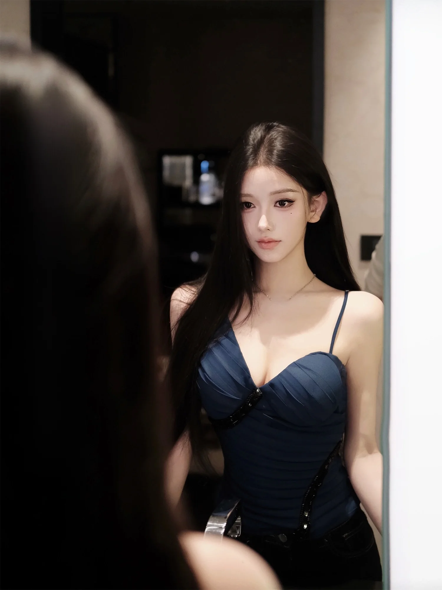 Casual Sle Irregular Pleated Strap Women's Top with Chest Pad Slimming Polyester Fabric Svel T-irt for Ladies
Casual Sle Irregular Pleated Strap Women's Top with Chest Pad Slimming Polyester Fabric Svel T-irt for Ladies