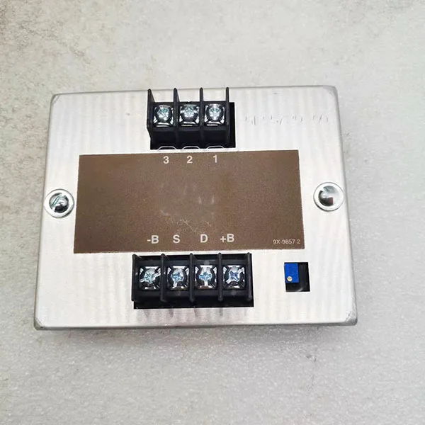 Excavator Spare Parts 9x9591 9X-9591 Voltage Regulator C7 C9 C11 C13 C15 C18 Engine Automatic Voltage Regulator 9X-9591
Excavator Spare Parts 9x9591 9X-9591 Voltage Regulator C7 C9 C11 C13 C15 C18 Engine Automatic Voltage Regulator 9X-9591