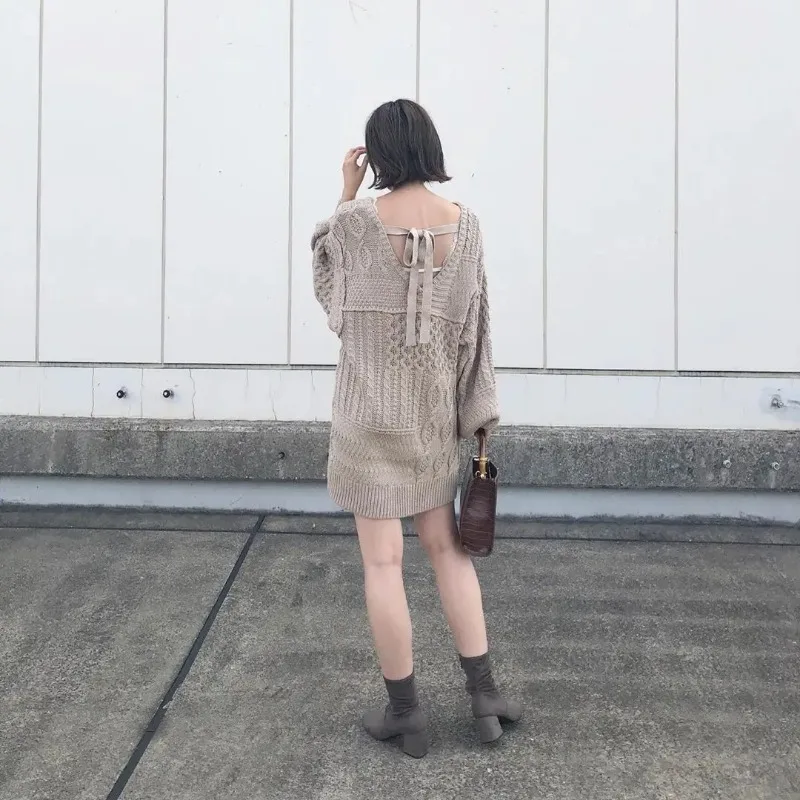 Японский стиль 2026: Новая осенне-зимняя коллекция – свободный вязаный свитер средней длины с завязками на спине, милый пуловер с длинными рукавами для женщин
Японский стиль 2026: Новая осенне-зимняя коллекция – свободный вязаный свитер средней длины с завязками на спине, милый пуловер с длинными рукавами для женщин