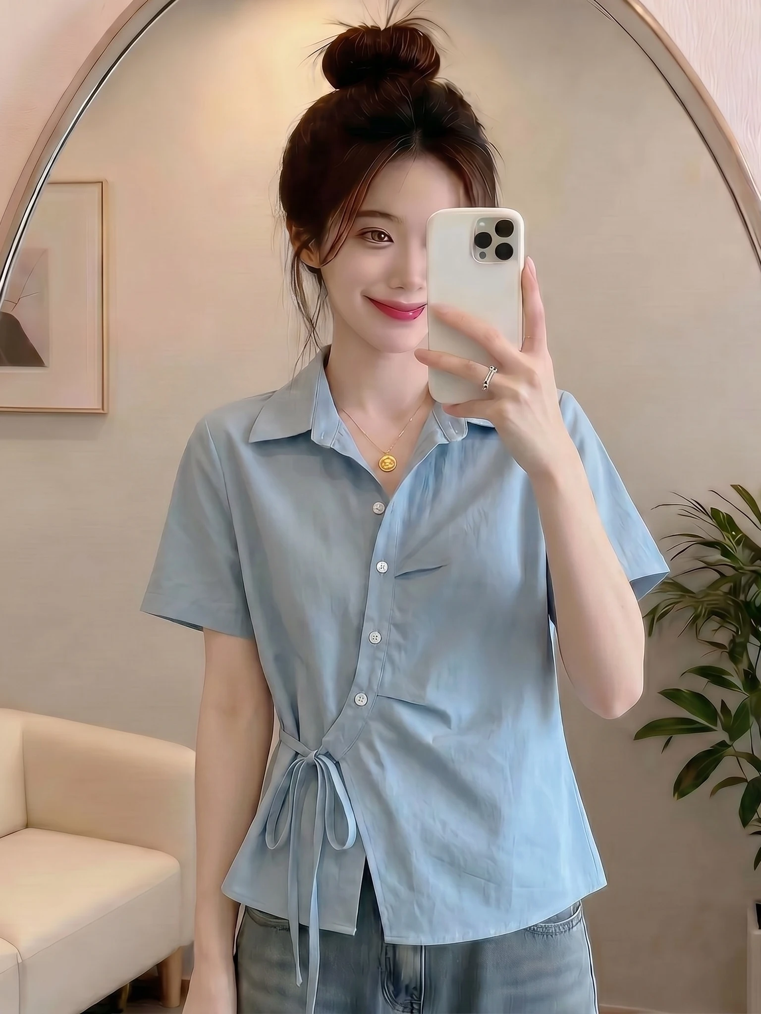 Light Blue Denim Shirt Women's Summer New Big Size Fat MM Bow Waist Capping Shirt Korean Style Commute Loose Fit Short Sleeve
Light Blue Denim Shirt Women's Summer New Big Size Fat MM Bow Waist Capping Shirt Korean Style Commute Loose Fit Short Sleeve