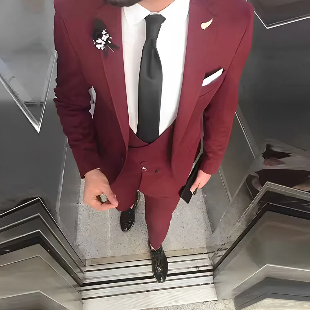 New Custom Made Burgundy Business Men Suits for Wedding 3 Pieces Tuxedos Slim Fit for Groomsman Tuxedo Groom Suit Sets
New Custom Made Burgundy Business Men Suits for Wedding 3 Pieces Tuxedos Slim Fit for Groomsman Tuxedo Groom Suit Sets