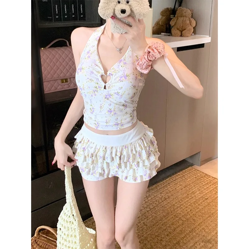 2026 New Sweet Floral Pure Desire Style Split Swimsuit Women's Bikini Flat Pants Conservative Hanging Neck To Cover Meat
2026 New Sweet Floral Pure Desire Style Split Swimsuit Women's Bikini Flat Pants Conservative Hanging Neck To Cover Meat
