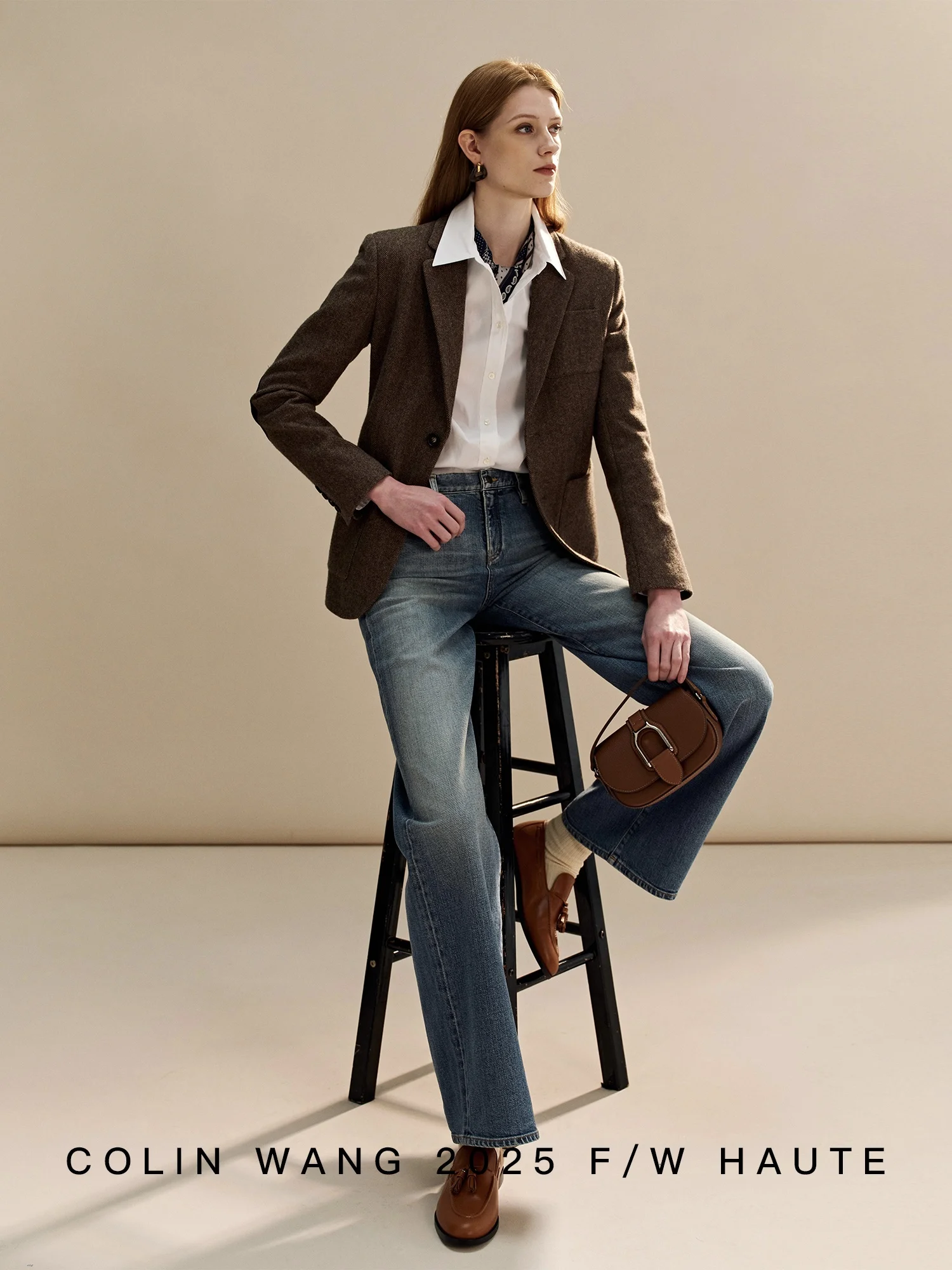 Американские джинсы прямого кроя в стиле ретро, женские, из хлопка, повседневные, с легкой эластичностью на талии
Американские джинсы прямого кроя в стиле ретро, женские, из хлопка, повседневные, с легкой эластичностью на талии