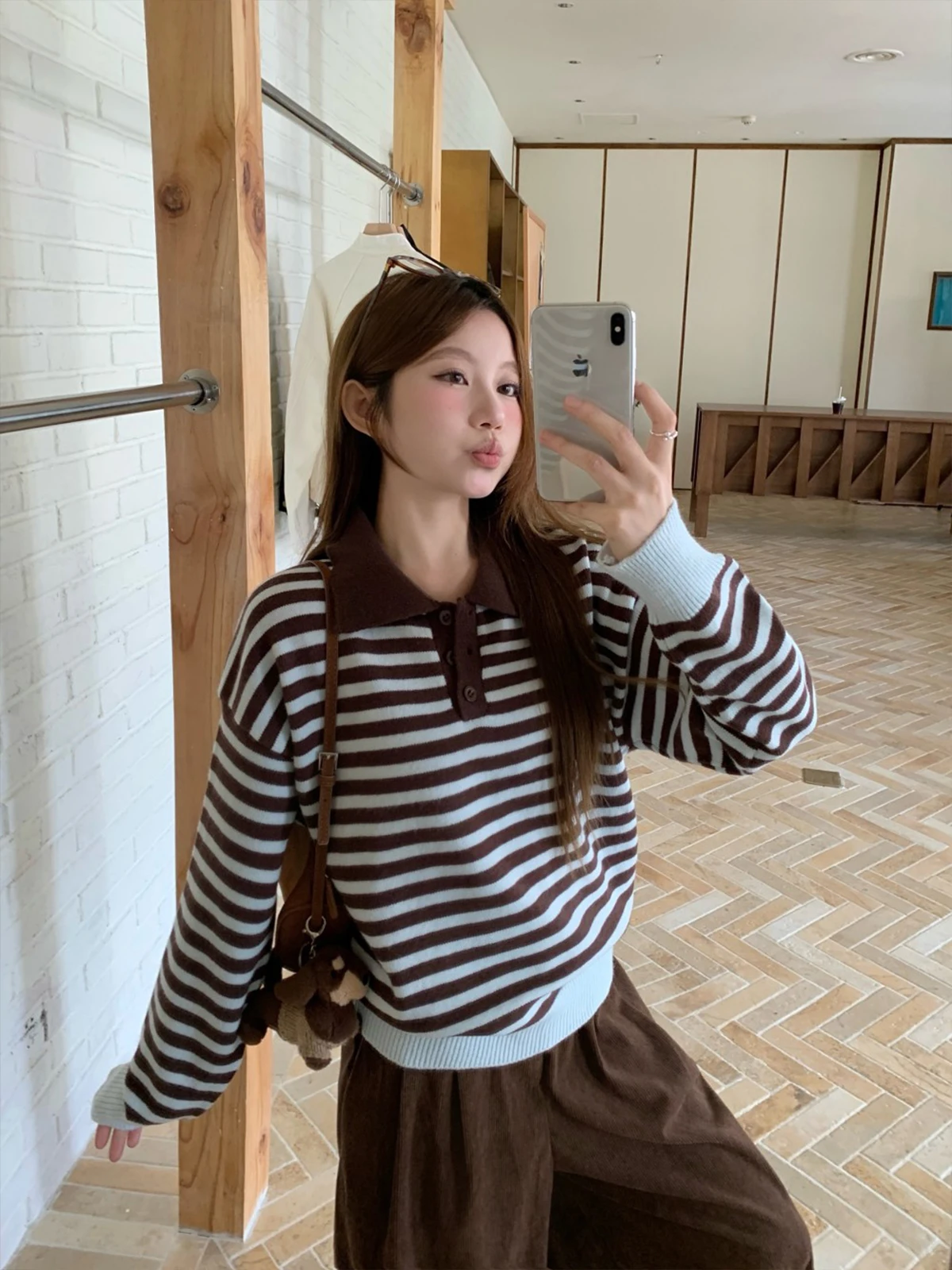 Soft Cozy Korean Sle College Wind Turn-down Collar Striped Sweater Women's Autumn Winter Ne Knitted Top Faionable ...
Soft Cozy Korean Sle College Wind Turn-down Collar Striped Sweater Women's Autumn Winter Ne Knitted Top Faionable ...