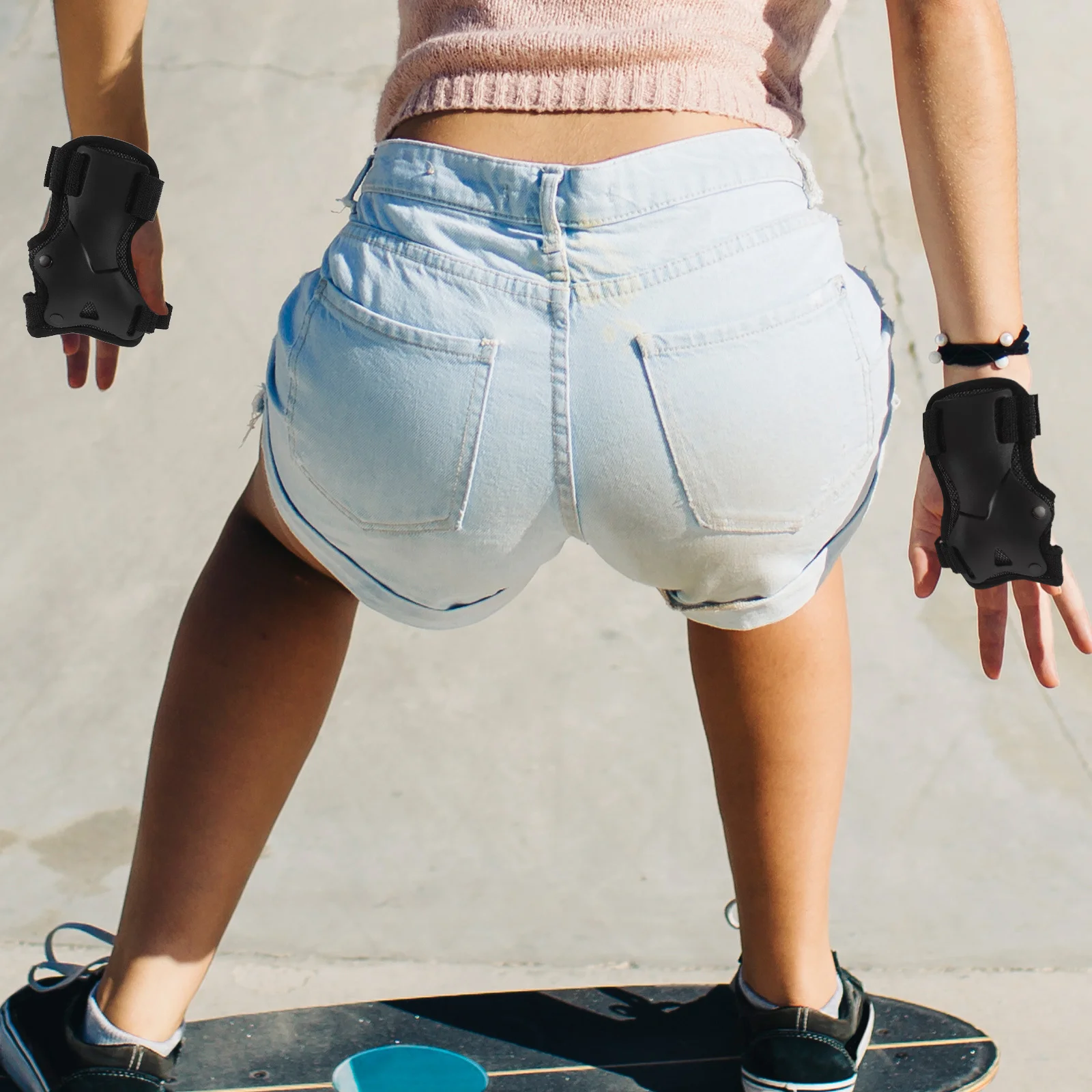 1Pair Wrist Guards Sports Protection Comfortable Breathable for Skating Snowboarding Roller Skating Youth Women Wrist Protector
1Pair Wrist Guards Sports Protection Comfortable Breathable for Skating Snowboarding Roller Skating Youth Women Wrist Protector