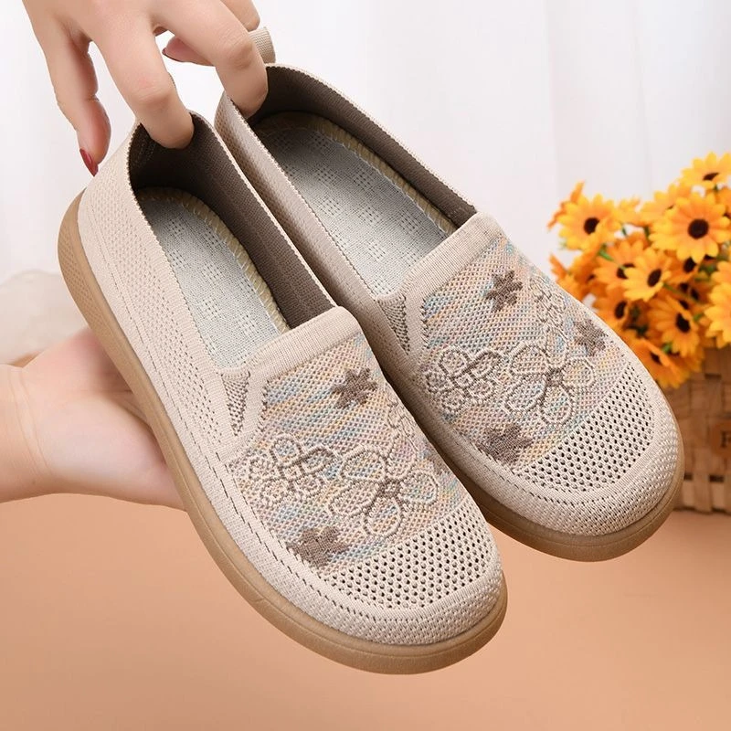 Women's New Spring Summer Canvas Shoes Breathable Comfortable Slip On Soft Sole Non Slip Casual Mom Shoes 2026 Lightweight
Women's New Spring Summer Canvas Shoes Breathable Comfortable Slip On Soft Sole Non Slip Casual Mom Shoes 2026 Lightweight