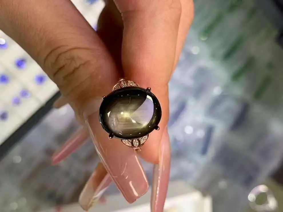 Vintage Charm 100% Natural and Real Sapphire Ring 925 Sterling Silver Trendy Women ring
Vintage Charm 100% Natural and Real Sapphire Ring 925 Sterling Silver Trendy Women ring