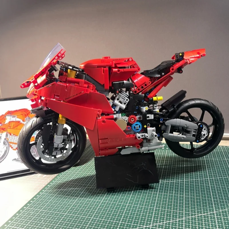 2025 New 1603pcs Technical Ducatis Panigales V4 Assemble Motorcycle Model Built-brick Figurines for Adult Motorbike Gifts
2025 New 1603pcs Technical Ducatis Panigales V4 Assemble Motorcycle Model Built-brick Figurines for Adult Motorbike Gifts